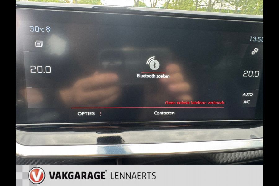 Peugeot 2008 1.2 PureTech Allure Automaat, navi, Rijklaarprijs / 12 mnd garantie