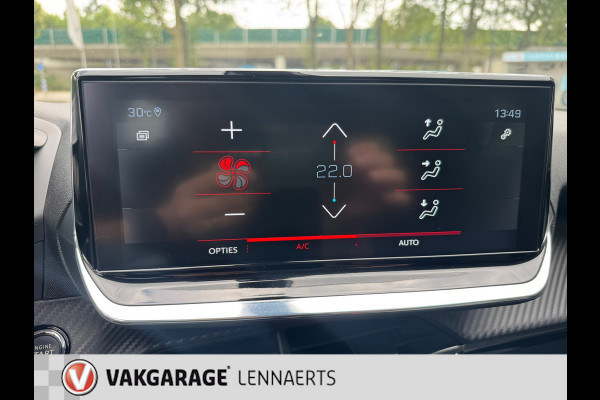 Peugeot 2008 1.2 PureTech Allure Automaat, navi, Rijklaarprijs / 12 mnd garantie