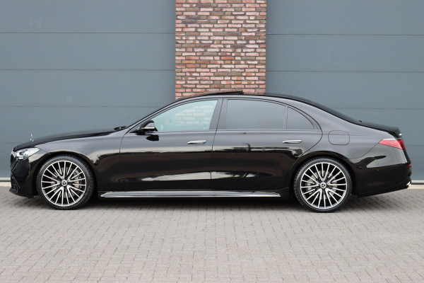 Mercedes-Benz S-Klasse 580 e Lang AMG Line Aut9 | Airmatic | Chauffeurspakket | Distronic+ | Achterasbesturing | Massage V+A | MBUX Tablet | Burmester | Vlakkenverwarming | Zonweringspakket | Luchtreinigingspakket |