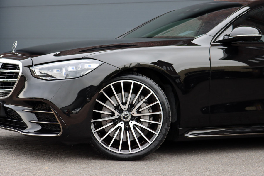 Mercedes-Benz S-Klasse 580 e Lang AMG Line Aut9 | Airmatic | Chauffeurspakket | Distronic+ | Achterasbesturing | Massage V+A | MBUX Tablet | Burmester | Vlakkenverwarming | Zonweringspakket | Luchtreinigingspakket |