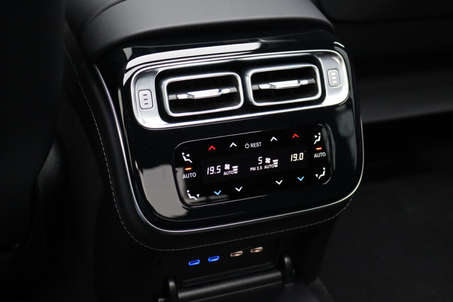 Mercedes-Benz S-Klasse 580 e Lang AMG Line Aut9 | Airmatic | Chauffeurspakket | Distronic+ | Achterasbesturing | Massage V+A | MBUX Tablet | Burmester | Vlakkenverwarming | Zonweringspakket | Luchtreinigingspakket |