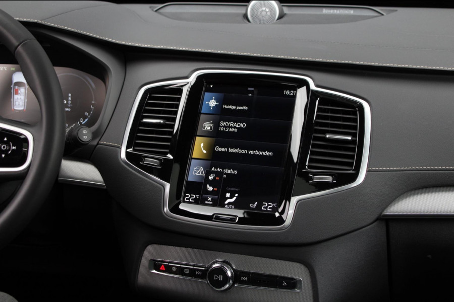 Volvo XC90 2.0 T8 Recharge AWD R-Design Long Range | Pano | B&W | Trekhaak | Luchtvering