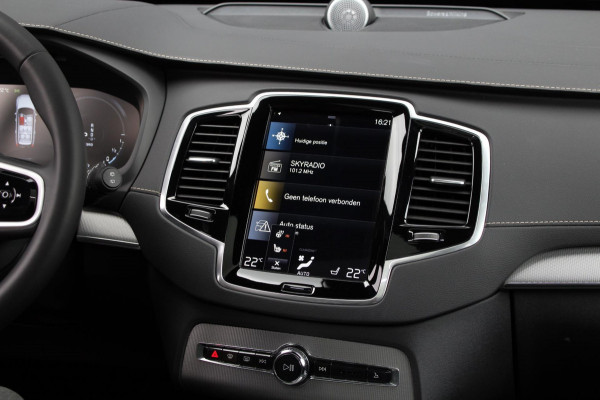 Volvo XC90 2.0 T8 Recharge AWD R-Design Long Range | Pano | B&W | Trekhaak | Luchtvering