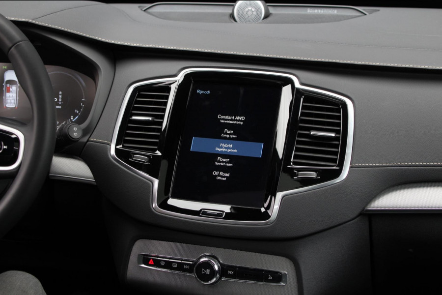 Volvo XC90 2.0 T8 Recharge AWD R-Design Long Range | Pano | B&W | Trekhaak | Luchtvering