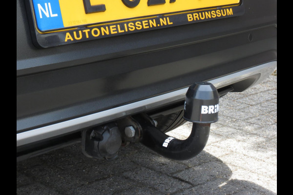 Volkswagen T-Roc 1.5 TSI Sport AUTOMAAT | DIGITAL DASHBOARD | TREKHAAK | ACHTERUITRIJCAMERA | ADAPTIVE CRUISE | STOELVERWARMING |