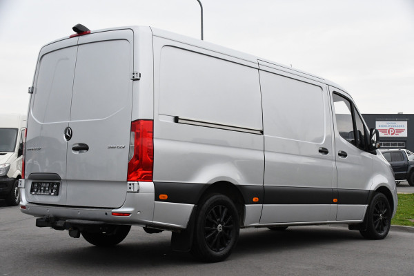 Mercedes-Benz Sprinter 316 2.2 CDI L2H1 AMG Edition Camera, Cruise, Carplay, Multimedia, 164pk, Automaat, Stoelverwarming, Standkachel, Uniek!