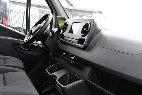 Mercedes-Benz Sprinter 316 2.2 CDI L2H1 AMG Edition Camera, Cruise, Carplay, Multimedia, 164pk, Automaat, Stoelverwarming, Standkachel, Uniek!