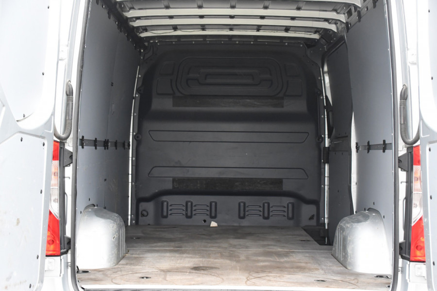 Mercedes-Benz Sprinter 316 2.2 CDI L2H1 AMG Edition Camera, Cruise, Carplay, Multimedia, 164pk, Automaat, Stoelverwarming, Standkachel, Uniek!