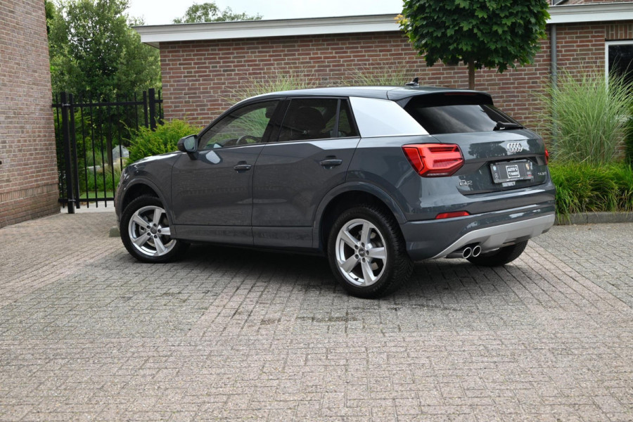 Audi Q2 35 TFSI CoD Sport Pro Line 150 PK Adaptive Keyless Camera LED 17''