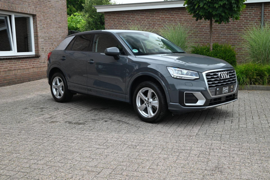 Audi Q2 35 TFSI CoD Sport Pro Line 150 PK Adaptive Keyless Camera LED 17''