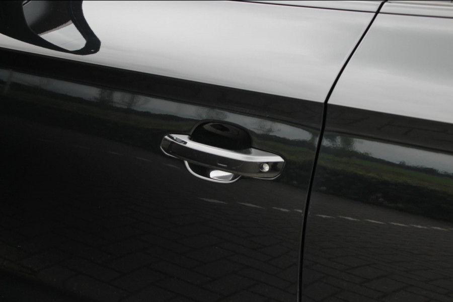 Audi Q5 50 TFSI e quattro S line | Luchtvering | Ruitjes | Pano | ACC