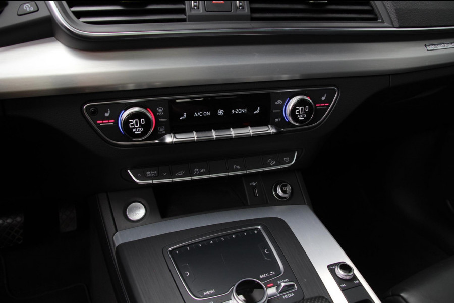 Audi Q5 50 TFSI e quattro S line | Luchtvering | Ruitjes | Pano | ACC