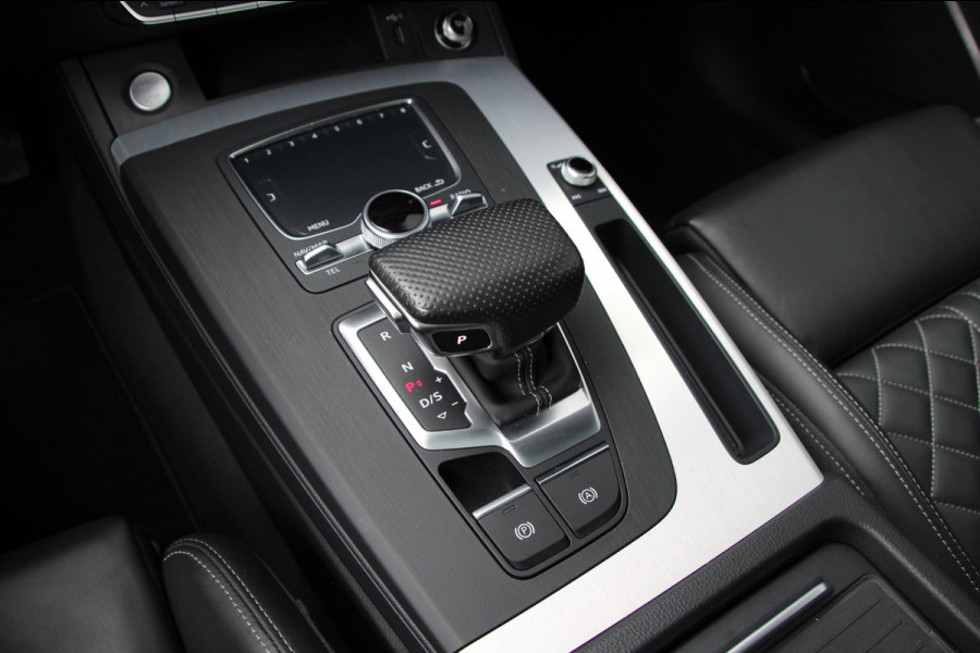 Audi Q5 50 TFSI e quattro S line | Luchtvering | Ruitjes | Pano | ACC