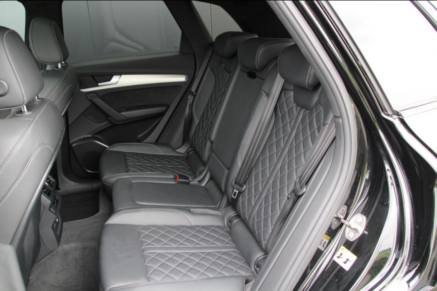 Audi Q5 50 TFSI e quattro S line | Luchtvering | Ruitjes | Pano | ACC