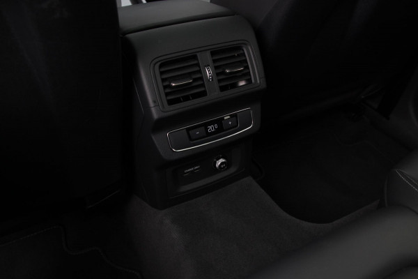 Audi Q5 50 TFSI e quattro S line | Luchtvering | Ruitjes | Pano | ACC
