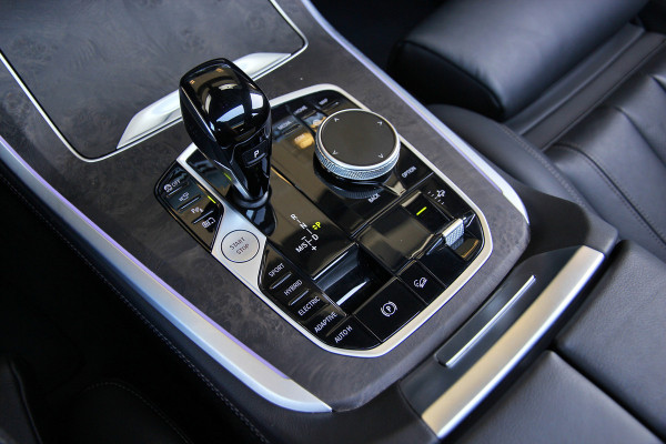 BMW X5 xDrive45e High Executive | M-sport | Pano | 23 inch | 360 | BTW