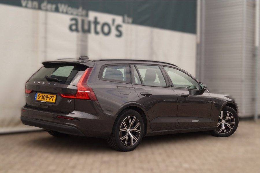Volvo V60 2.0 B3 163pk Automaat Essential -LEER-LED-ECC-