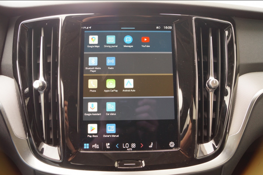 Volvo V60 2.0 B3 163pk Automaat Essential -LEER-LED-ECC-