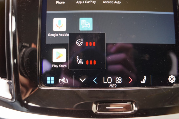 Volvo V60 2.0 B3 163pk Automaat Essential -LEER-LED-ECC-