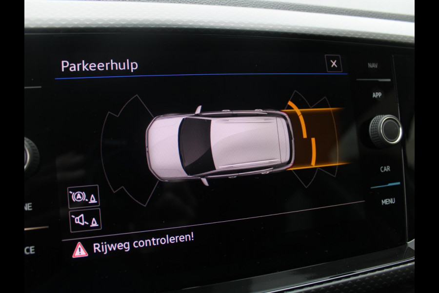Volkswagen T-Cross 1.0 TSI Life | APPLE CARPLAY | BLACK DESIGN PACK |