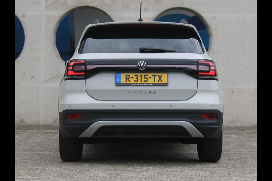 Volkswagen T-Cross 1.0 TSI Life | APPLE CARPLAY | BLACK DESIGN PACK |