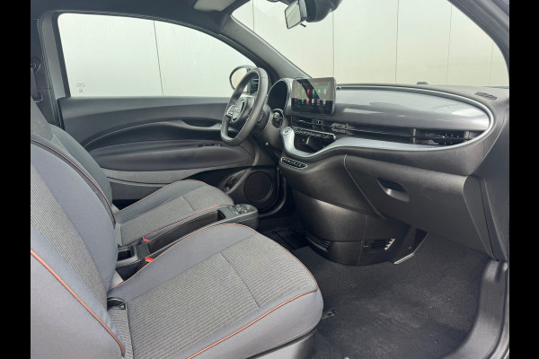 Fiat 500E 3+1 Icon 42 kWh * Black edition * AppleCarplay * Cruise * Rijstrooksensor *
