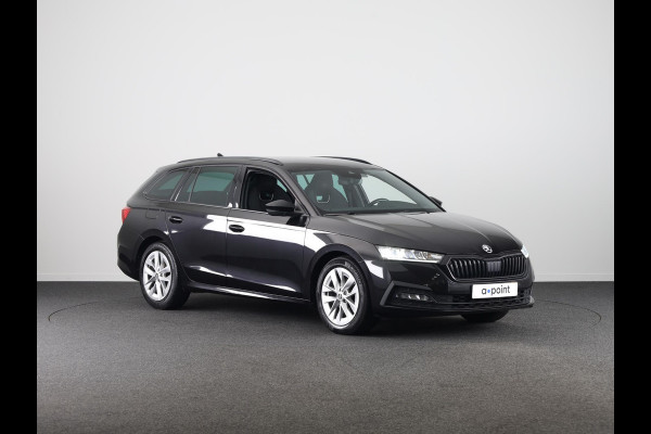 Škoda Octavia Combi 1.0 e-TSI Sport Business 110 pk Automaat (DSG) | Navigatie | Parkeersensoren | Adaptieve cruise control | LED koplampen |