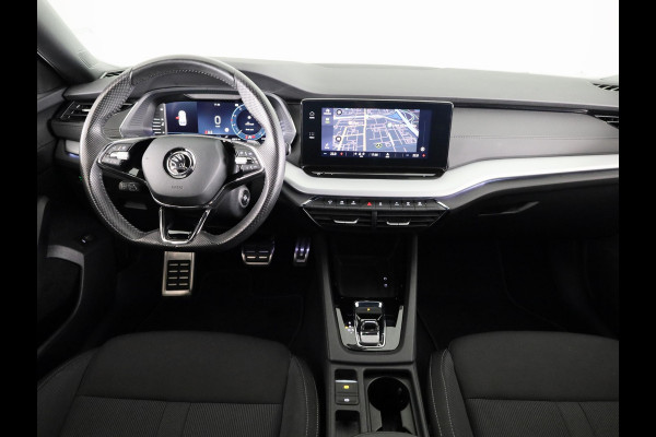 Škoda Octavia Combi 1.0 e-TSI Sport Business 110 pk Automaat (DSG) | Navigatie | Parkeersensoren | Adaptieve cruise control | LED koplampen |
