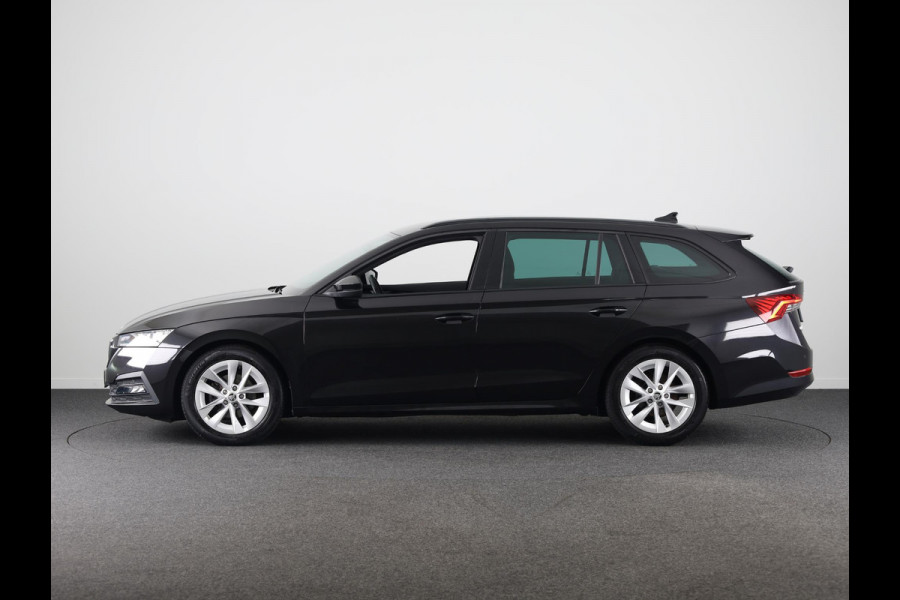 Škoda Octavia Combi 1.0 e-TSI Sport Business 110 pk Automaat (DSG) | Navigatie | Parkeersensoren | Adaptieve cruise control | LED koplampen |