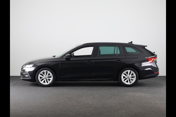 Škoda Octavia Combi 1.0 e-TSI Sport Business 110 pk Automaat (DSG) | Navigatie | Parkeersensoren | Adaptieve cruise control | LED koplampen |