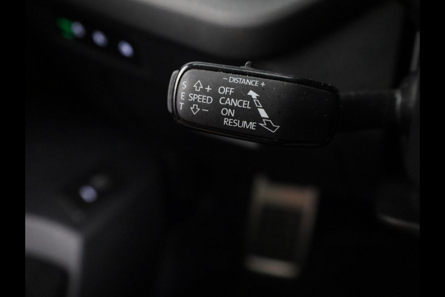 Škoda Octavia Combi 1.0 e-TSI Sport Business 110 pk Automaat (DSG) | Navigatie | Parkeersensoren | Adaptieve cruise control | LED koplampen |