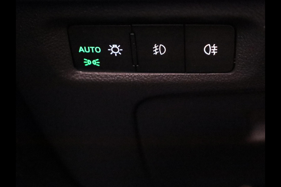 Škoda Octavia Combi 1.0 e-TSI Sport Business 110 pk Automaat (DSG) | Navigatie | Parkeersensoren | Adaptieve cruise control | LED koplampen |