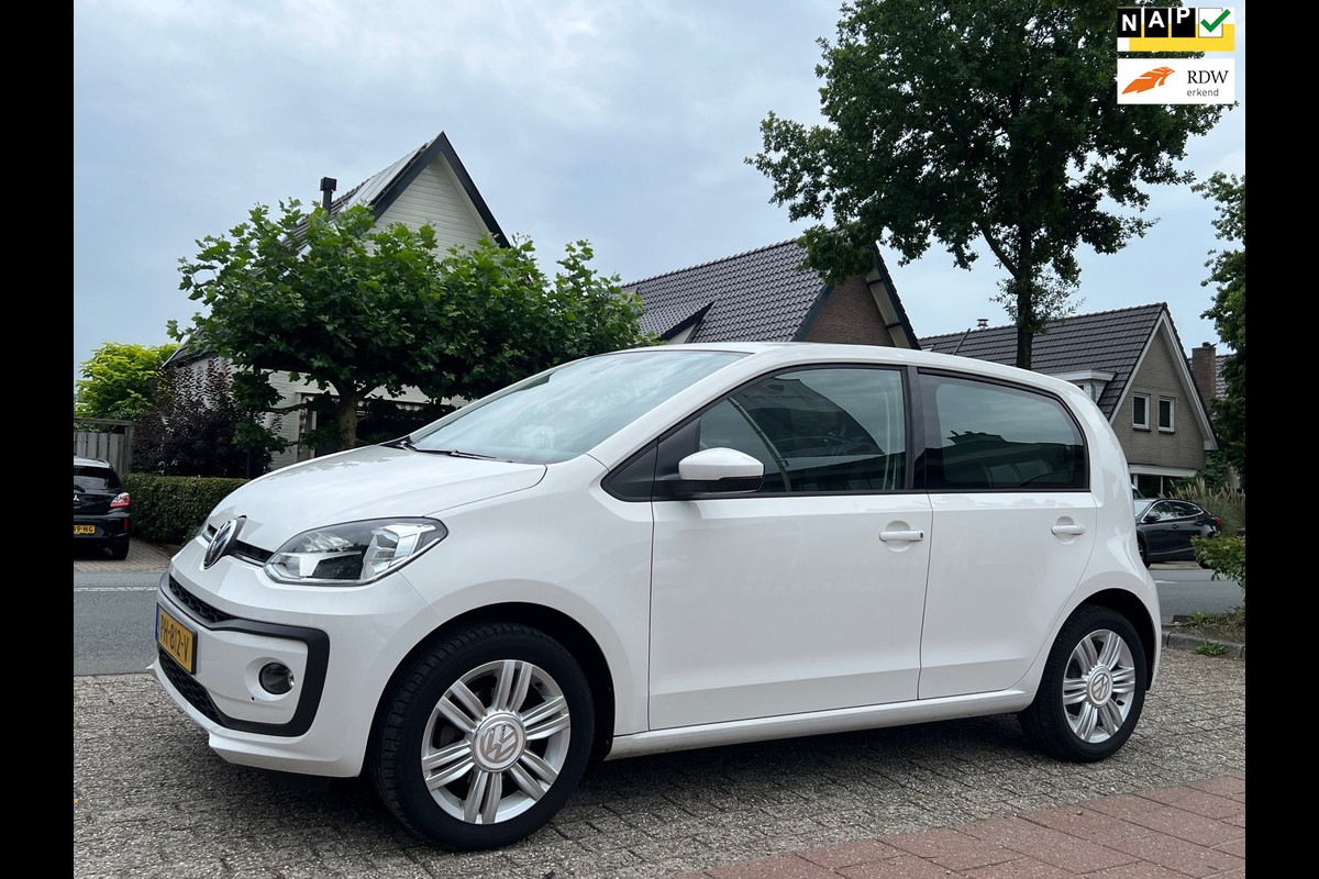 Volkswagen up! 1.0 BMT high up! clima/camera/cruise NL-NAP Volkswagen up! 1.0 BMT high up! clima/camera/cruise NL-NAP