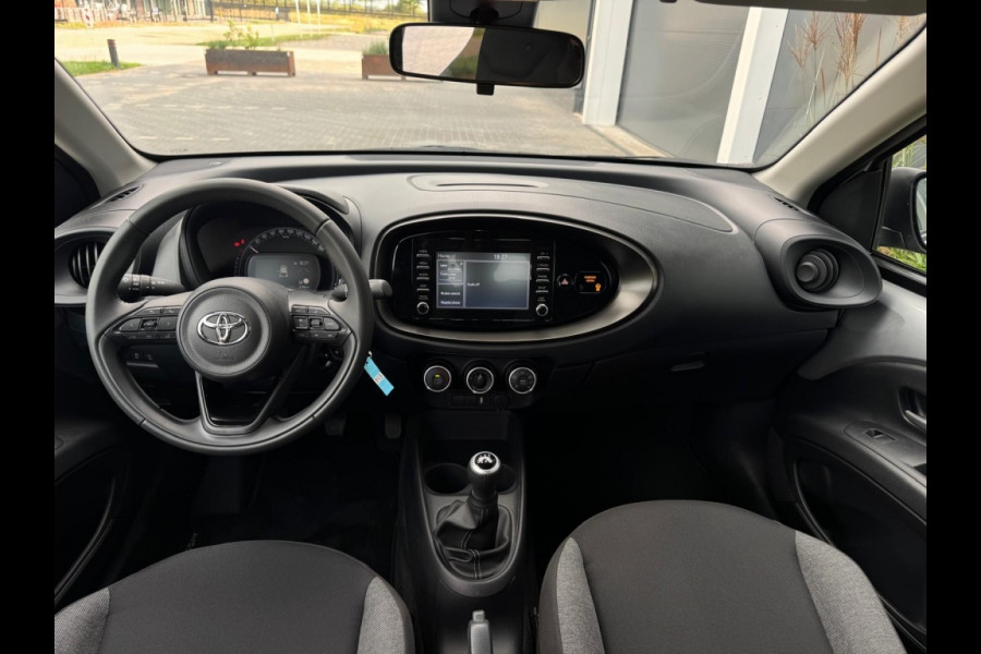 Toyota Aygo X 1.0 VVT-i MT Play NAVI AIRCO CAMERA ELEK PAKKET GARANTIE