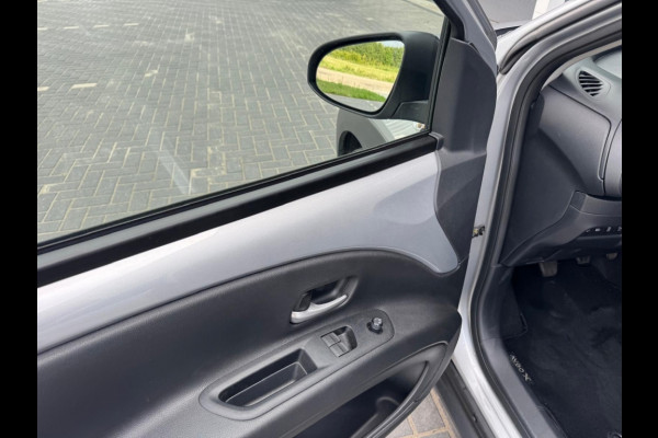 Toyota Aygo X 1.0 VVT-i MT Play NAVI AIRCO CAMERA ELEK PAKKET GARANTIE
