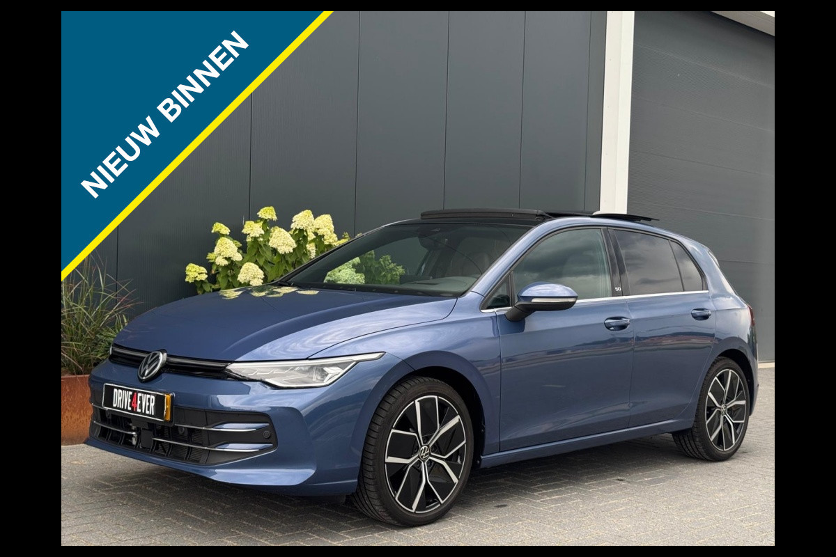 Volkswagen Golf 1.5 eTSI 50 Edt. FULL PANO NAVI CAMERA CLIMATE MASSAGE Volkswagen Golf 1.5 eTSI 50 Edt. FULL PANO NAVI CAMERA CLIMATE MASSAGE