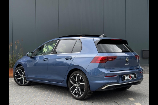 Volkswagen Golf 1.5 eTSI 50 Edt. FULL PANO NAVI CAMERA CLIMATE MASSAGE