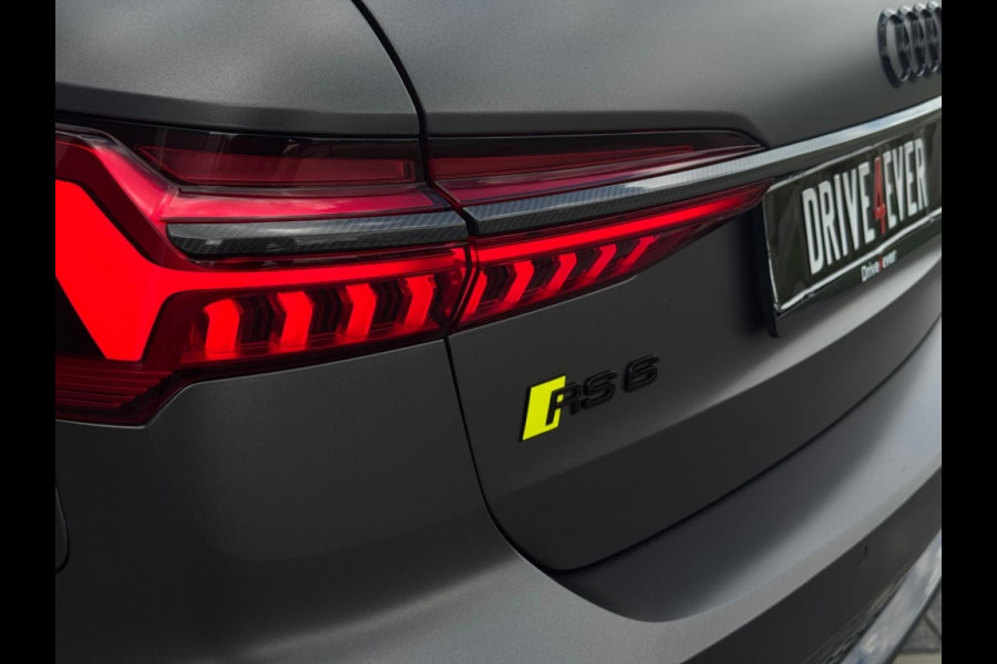 Audi RS6 Avant RS 6 TFSI quattro FULL DYNAMIC PLUS KERAMIC PANO ACC SFEER