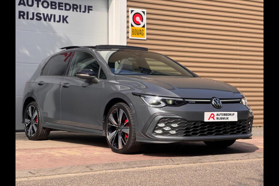 Volkswagen Golf 1.4 eHybrid GTE Pano/Matrix/HuD/Camera