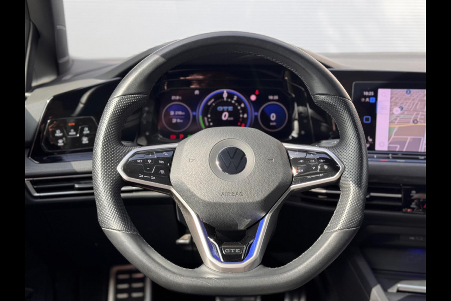 Volkswagen Golf 1.4 eHybrid GTE Pano/Matrix/HuD/Camera