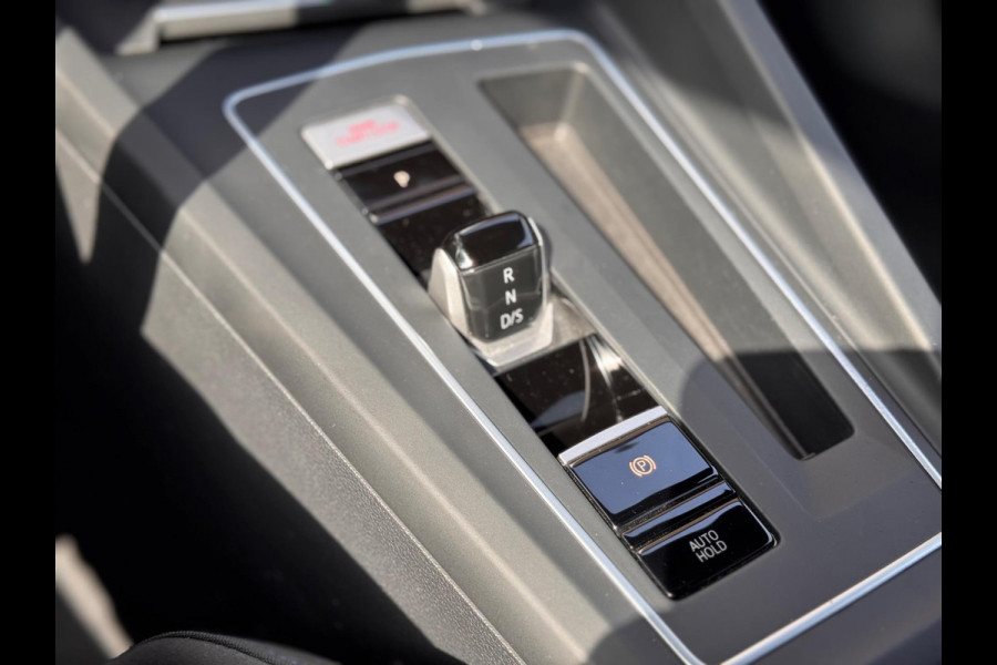 Volkswagen Golf 1.4 eHybrid GTE Pano/Matrix/HuD/Camera
