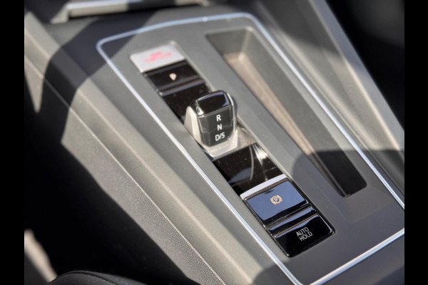 Volkswagen Golf 1.4 eHybrid GTE Pano/Matrix/HuD/Camera