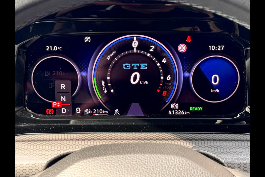 Volkswagen Golf 1.4 eHybrid GTE Pano/Matrix/HuD/Camera