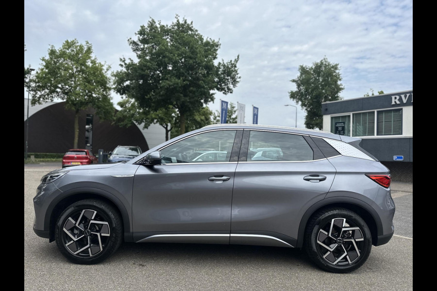 BYD ATTO 3 Design 60 kwh Complete Auto | Panoramadak | Elektrische Kofferbak | 360° Camera | Rijklaar incl. Fabrieksgarantie t/m 2029 | Aandrijflijn & Accu tot 2031!