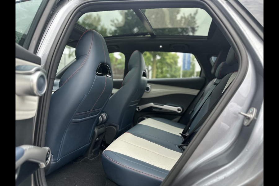 BYD ATTO 3 Design 60 kwh Complete Auto | Panoramadak | Elektrische Kofferbak | 360° Camera | Rijklaar incl. Fabrieksgarantie t/m 2029 | Aandrijflijn & Accu tot 2031!