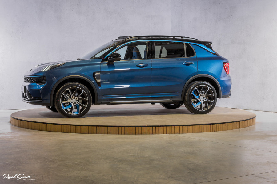 Lynk & Co 01 1.5 | Nieuw en ongebruikt met 4 jaar fabrieksgarantie | Adaptieve cruise | Panorama dak | Memory | Apple carplay |