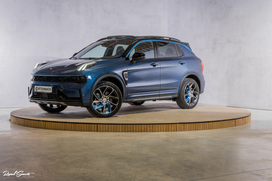 Lynk & Co 01 1.5 | Nieuw en ongebruikt met 4 jaar fabrieksgarantie | Adaptieve cruise | Panorama dak | Memory | Apple carplay |