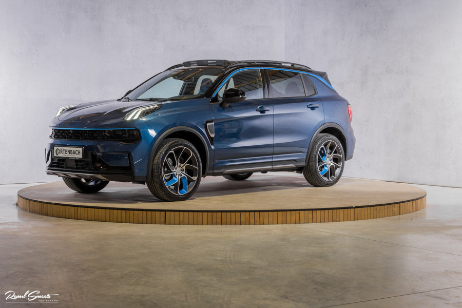 Lynk & Co 01 1.5 | Nieuw en ongebruikt met 4 jaar fabrieksgarantie | Adaptieve cruise | Panorama dak | Memory | Apple carplay |
