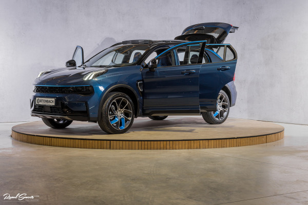 Lynk & Co 01 1.5 | Nieuw en ongebruikt met 4 jaar fabrieksgarantie | Adaptieve cruise | Panorama dak | Memory | Apple carplay |