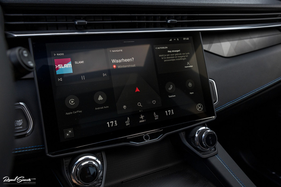 Lynk & Co 01 1.5 | Nieuw en ongebruikt met 4 jaar fabrieksgarantie | Adaptieve cruise | Panorama dak | Memory | Apple carplay |